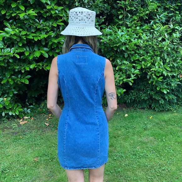 Vintage denim Zip dress 🌸 - Picture 3 of 4